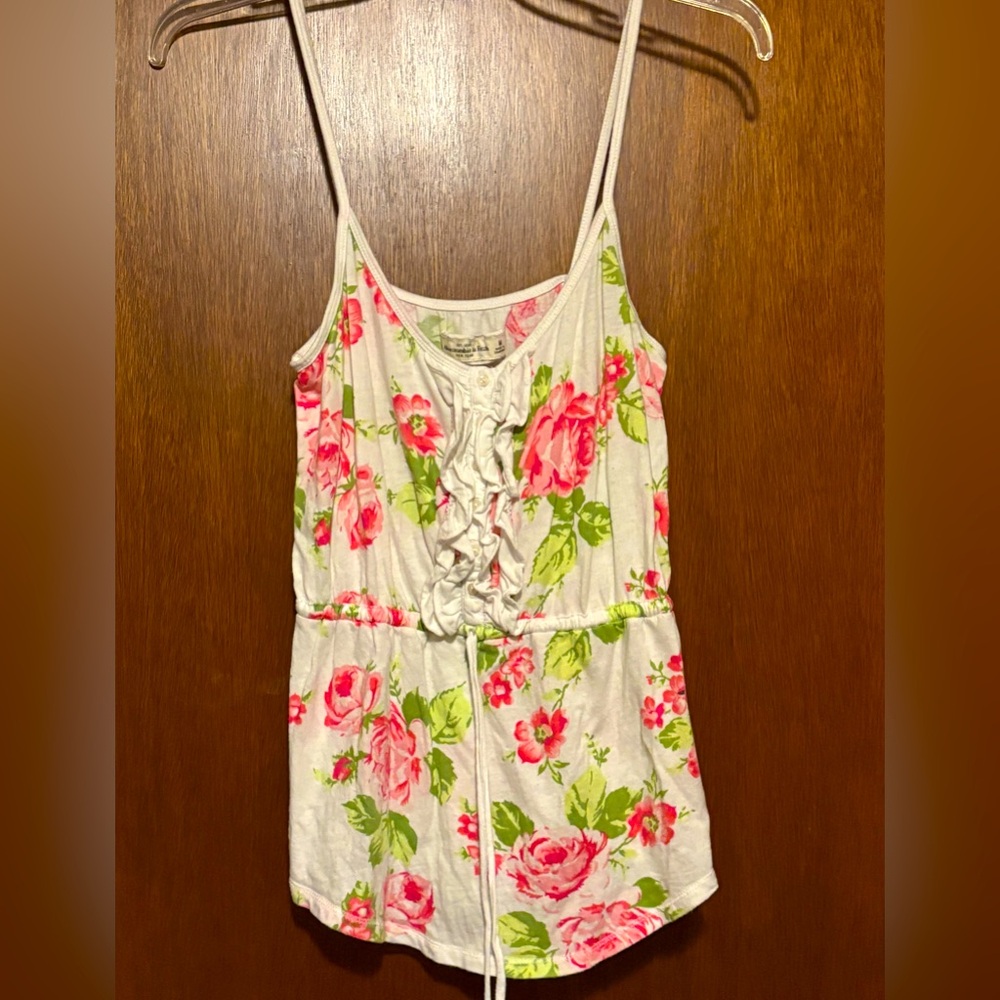Abercrombie & Fitch Top M